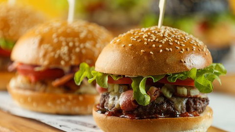 L'Burger - New Castle Tourism 0