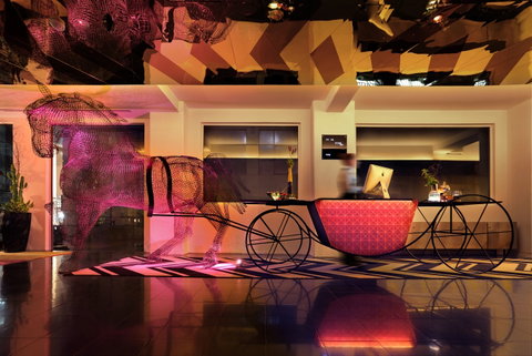 Adelphi Hotel - New Castle Tourism 3
