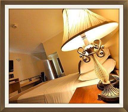 Emerald Maraboon Motor Inn - New Castle Tourism 13