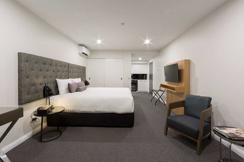 Avenue Hotel Canberra - Newcastle Accommodation 4