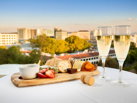 Novotel Canberra - New Castle Tourism 2