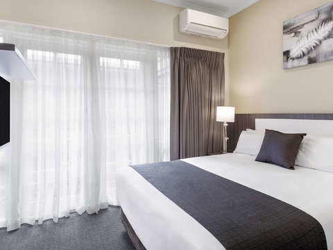 Quality Hotel Melbourne Airport - New Castle Tourism 6