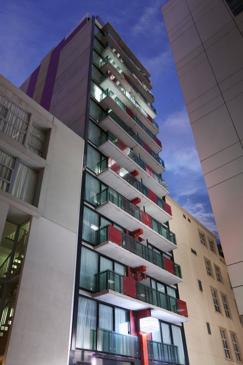 Fraser Place Melbourne - New Castle Tourism 0