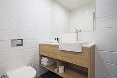 Mantra MacArthur Hotel - New Castle Tourism 10