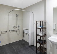 Meriton Serviced Apartments North Sydney - Newcastle Accommodation