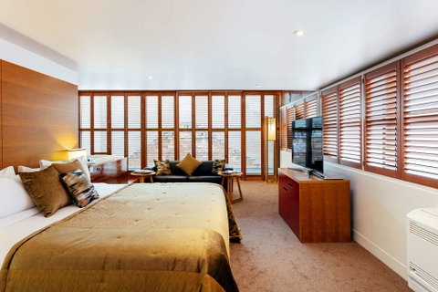 The Henry Jones Art Hotel - Newcastle Accommodation 11