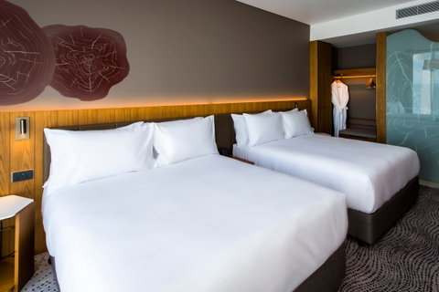 Crowne Plaza Hobart - Newcastle Accommodation 6
