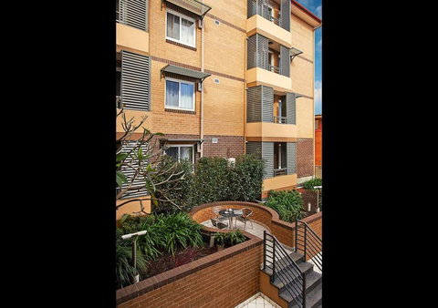 Comfort Inn & Suites Burwood - Newcastle Accommodation 17