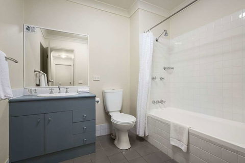 APX Apartments Parramatta - New Castle Tourism 6