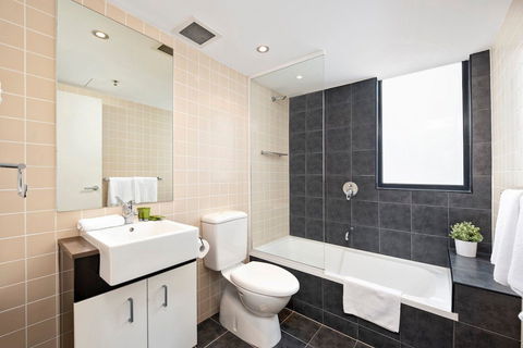 Astra Apartments Parramatta - Newcastle Accommodation 7