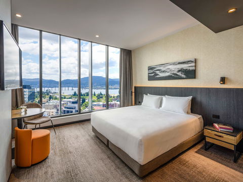 Moevenpick Hotel Hobart - New Castle Tourism 1