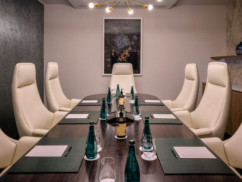 Moevenpick Hotel Hobart - New Castle Tourism 7