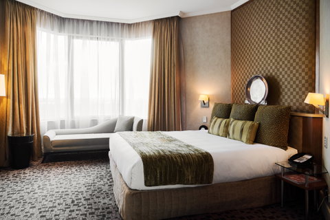 InterContinental Adelaide - Newcastle Accommodation 11
