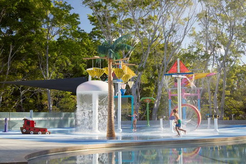 RACV Royal Pines Resort - New Castle Tourism 4