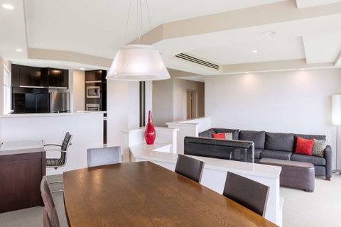RACV Royal Pines Resort - New Castle Tourism 13