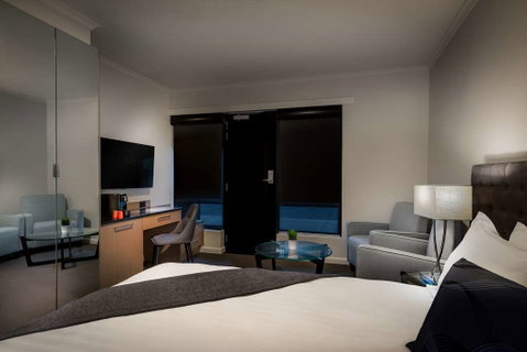 Crest on Park - Newcastle Accommodation 8