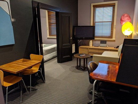 Tolarno Hotel - Newcastle Accommodation 6