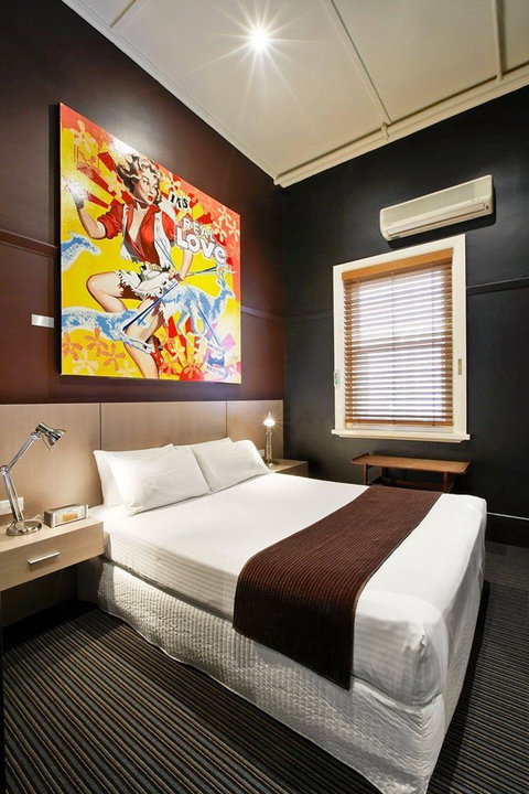 Tolarno Hotel - Newcastle Accommodation 7