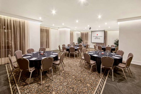 Stamford Plaza Melbourne - New Castle Tourism 9