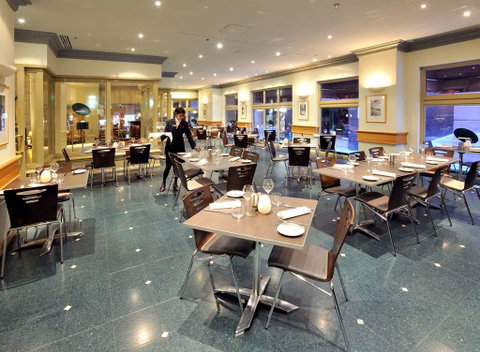 Stamford Plaza Melbourne - New Castle Tourism 12
