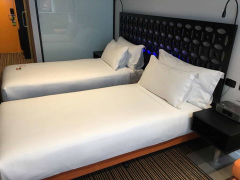 The Constance - Newcastle Accommodation 5