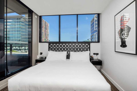 The Constance - Newcastle Accommodation 10