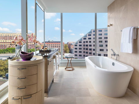 Sofitel Sydney Darling Harbour - Newcastle Accommodation 3