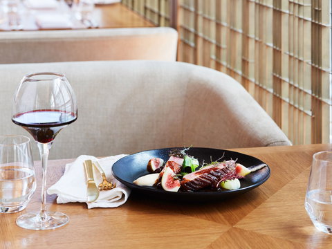 Sofitel Sydney Darling Harbour - Newcastle Accommodation 11