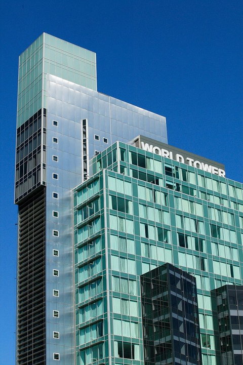 Meriton Suites World Tower - Newcastle Accommodation 0