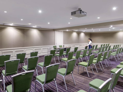 Pullman Hyde Park Sydney - Newcastle Accommodation 9