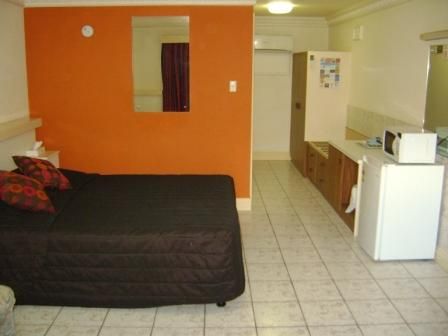 Alice Springs Airport Motel - New Castle Tourism 1