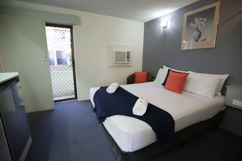 Emerald Central Hotel - New Castle Tourism 6