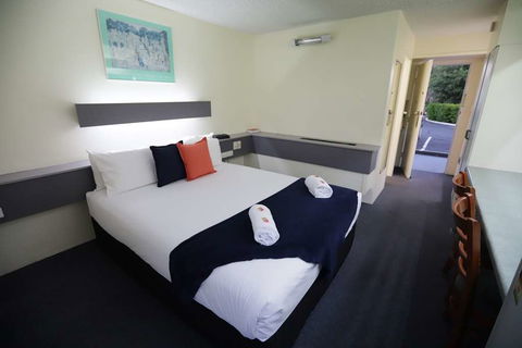 Emerald Central Hotel - New Castle Tourism 7
