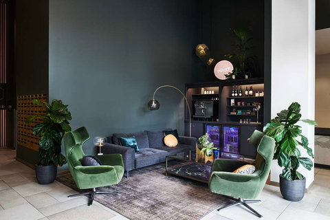 Punthill Ivanhoe Hotel - New Castle Tourism 3