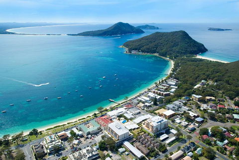 Ramada Resort Shoal Bay - New Castle Tourism 0