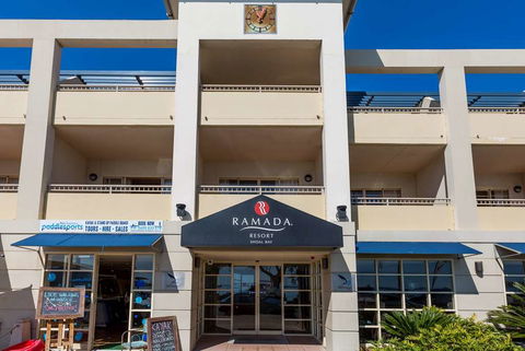 Ramada Resort Shoal Bay - New Castle Tourism 1