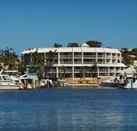 Pier 21 Apartment Hotel - New Castle Tourism