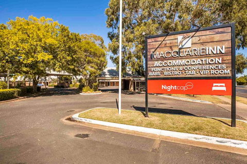 Macquarie Inn - Newcastle Accommodation 0