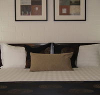 Blazing Stump Motel  Suites - New Castle Tourism