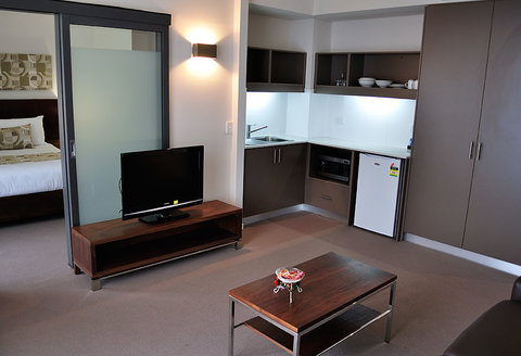 Quality Suites Fremantle - Newcastle Accommodation 2