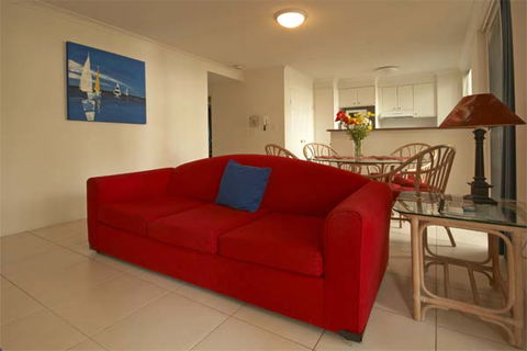 Santorini Holiday Apartments - New Castle Tourism 1