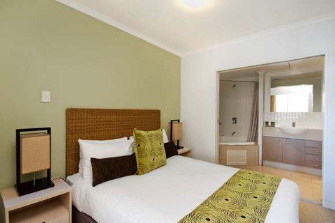 Mantra Ettalong Beach, Ettalong - New Castle Tourism 8