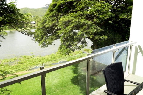 Itara & Jacana Apartments - Newcastle Accommodation 3