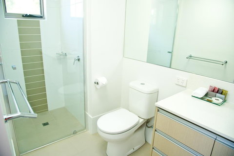 Itara & Jacana Apartments - Newcastle Accommodation 7