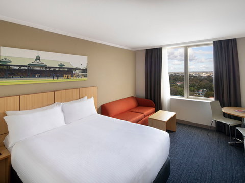 Mercure Sydney Bankstown - Newcastle Accommodation 6