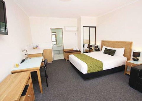 Comfort Inn Lady Augusta - Newcastle Accommodation 7