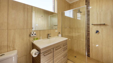 Quality Inn Swan Hill - New Castle Tourism 13