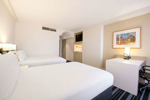DoubleTree By Hilton Esplanade Darwin - New Castle Tourism 4