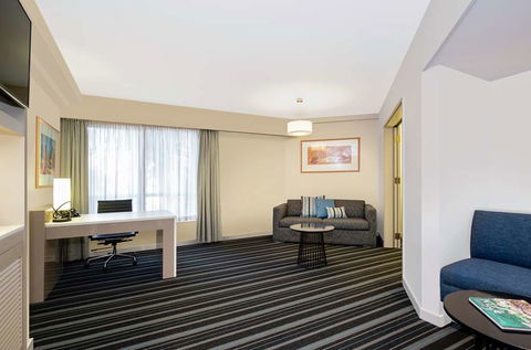 DoubleTree By Hilton Esplanade Darwin - New Castle Tourism 5