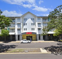 Metro Advance Apartments  Hotel - New Castle Tourism